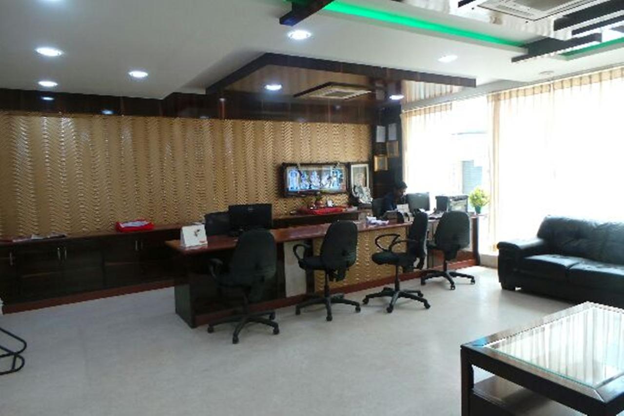 העיר בנגלור Mlc Gateway Deluxe Inn מראה חיצוני תמונה