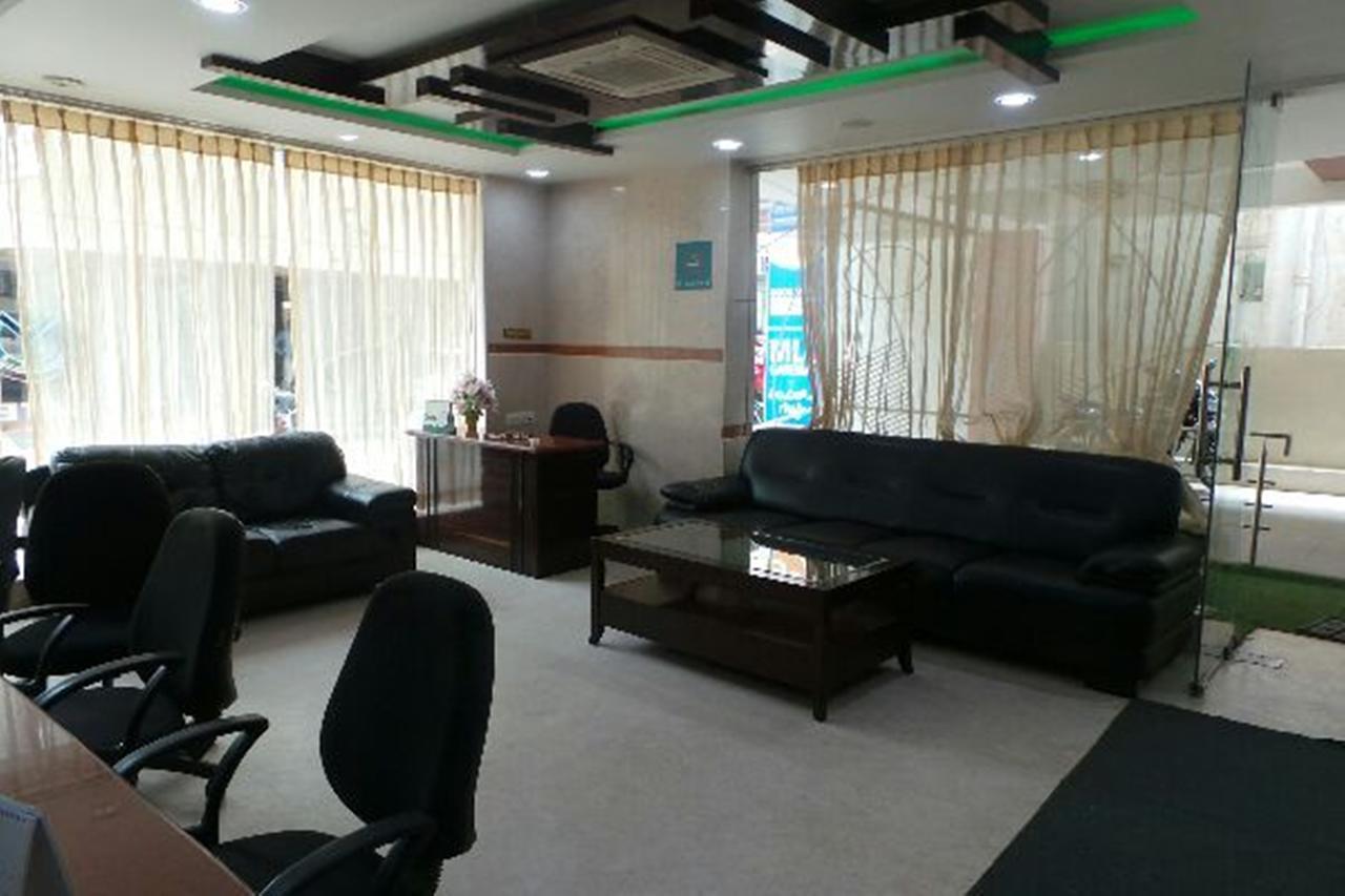 העיר בנגלור Mlc Gateway Deluxe Inn מראה חיצוני תמונה