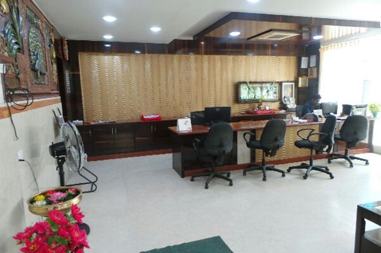 העיר בנגלור Mlc Gateway Deluxe Inn מראה חיצוני תמונה
